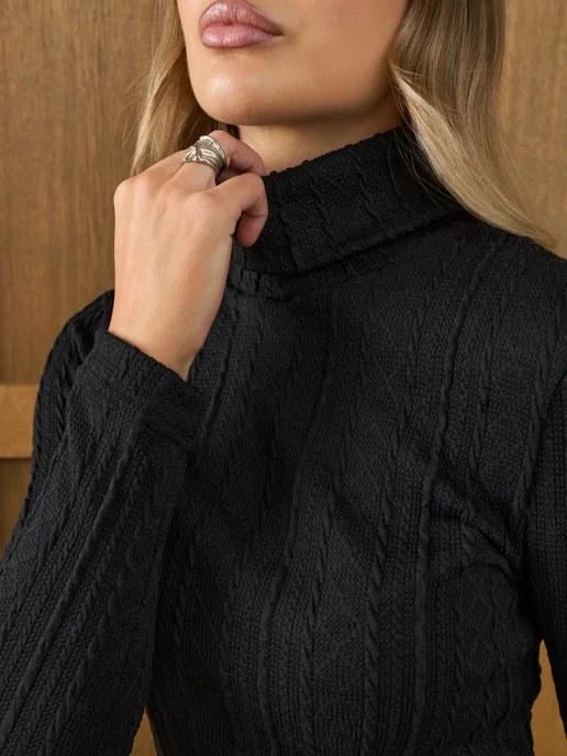 Водолазка вязаная с высоким горлом